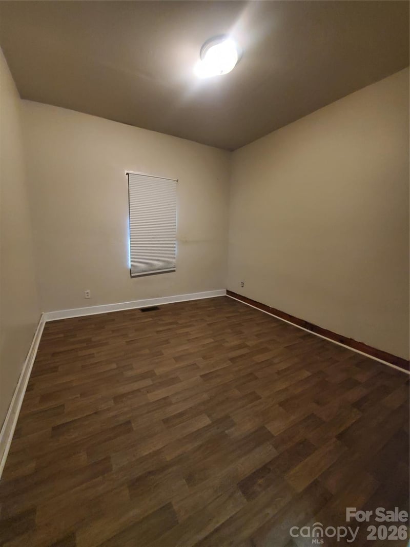 325 Goff St, Charlotte, NC 28208
