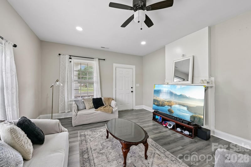 111 Church St, Chester, SC 29706