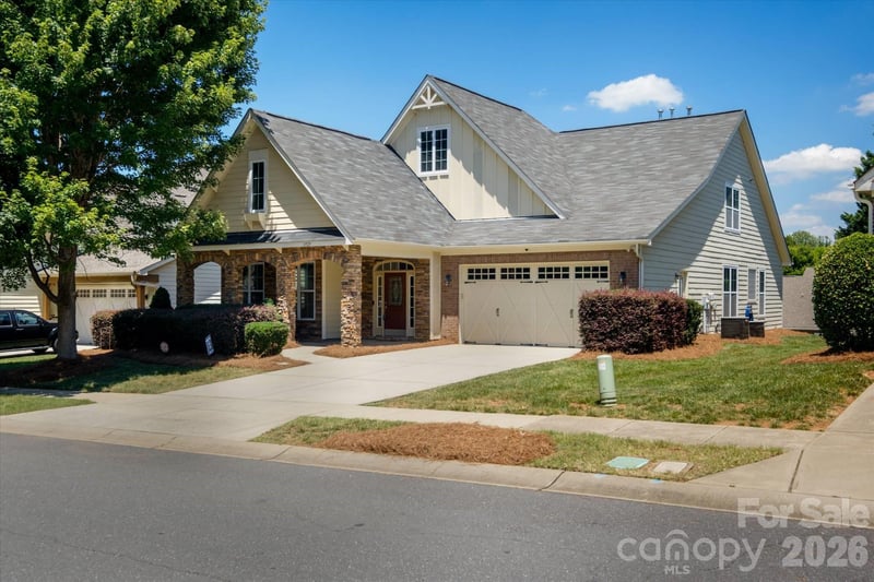 8929 Carneros Creek Rd, Charlotte, NC 28214