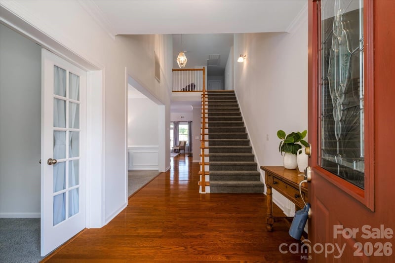 8929 Carneros Creek Rd, Charlotte, NC 28214