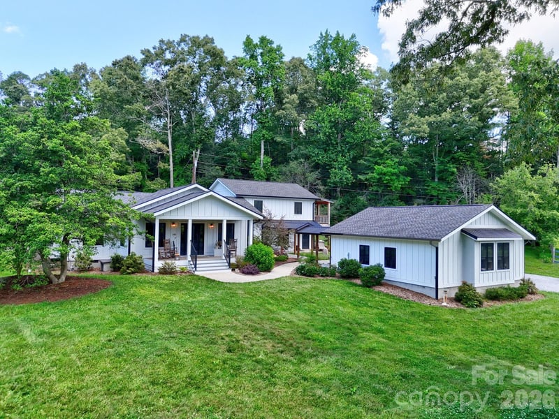 23 Lindsey Loop Rd, Fletcher, NC 28732