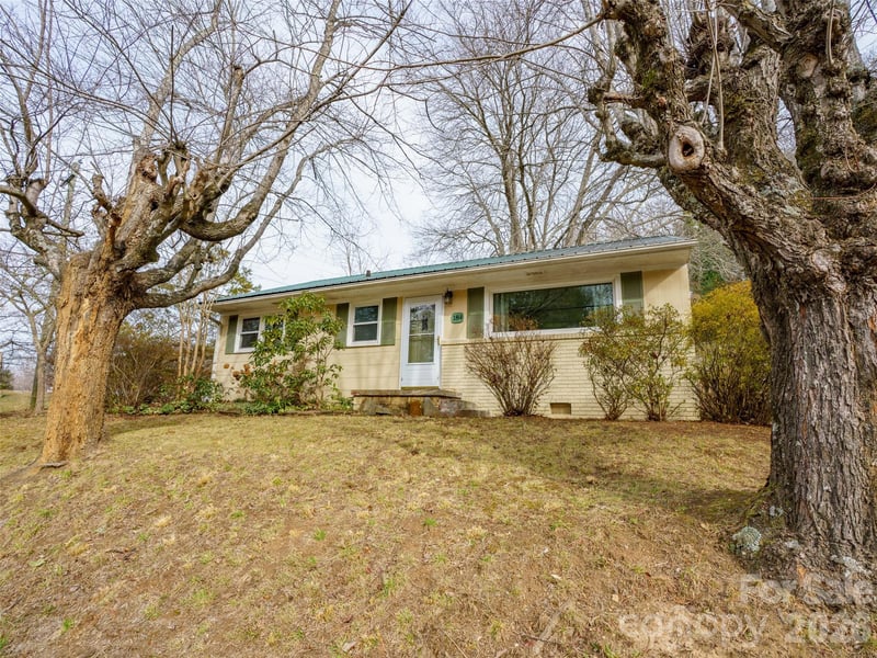 184 London Rd, Asheville, NC 28803