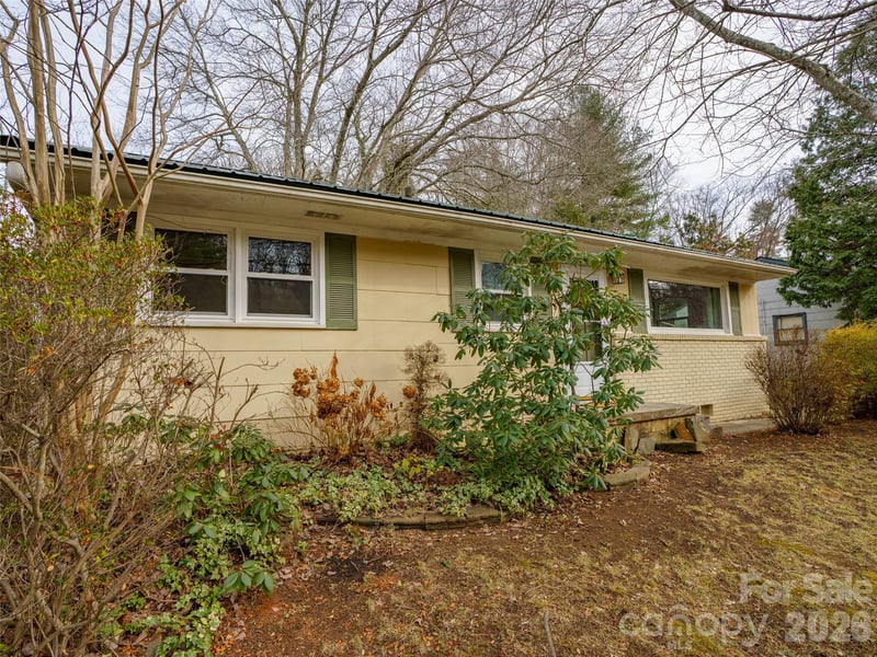 184 London Rd, Asheville, NC 28803