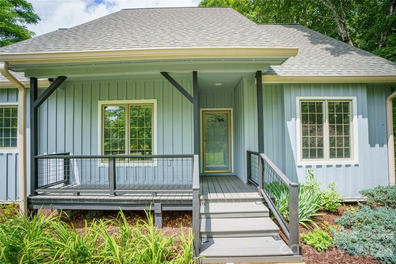 135 Buffalo Trl, Asheville, NC 28805