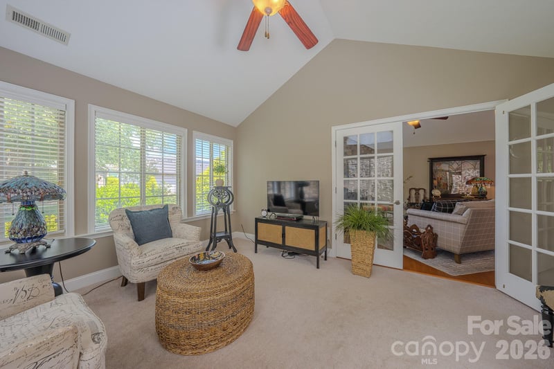 52 Mountain Meadow Cir, Weaverville, NC 28787