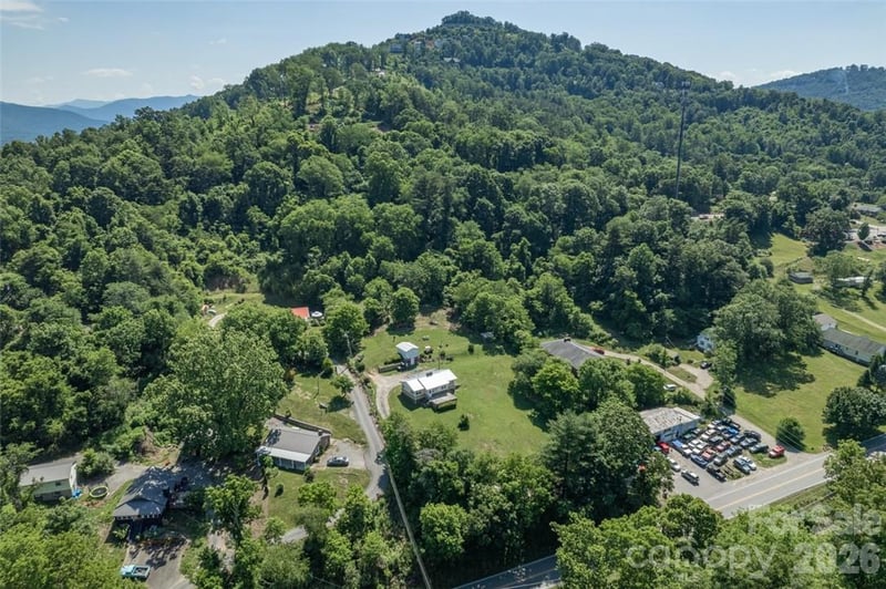 415 Weaverville Rd, Asheville, NC 28804