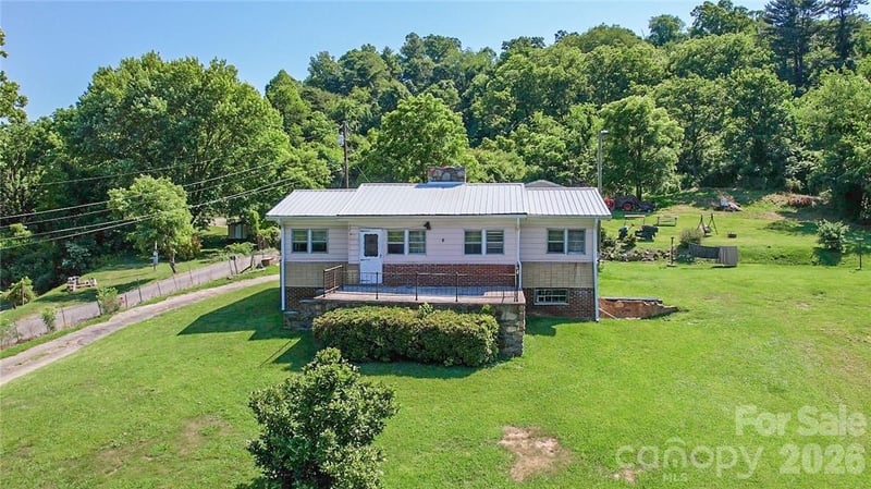 415 Weaverville Rd #59 1/2 PT 59 & PT 60, Asheville, NC 28804