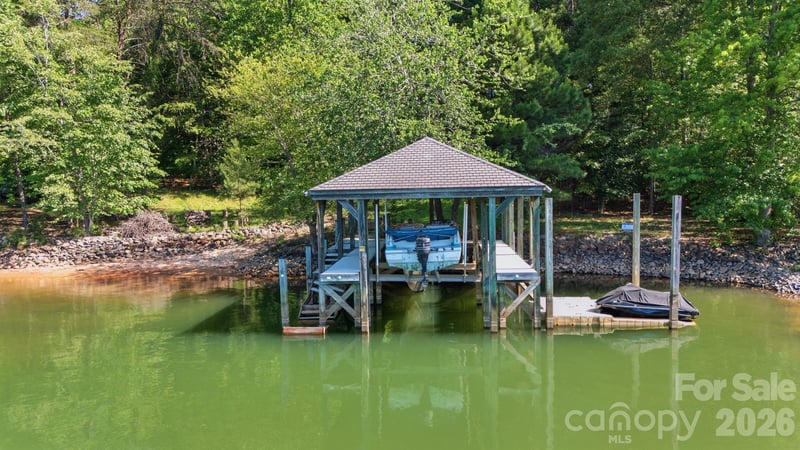 161 Eagle Chase Ln, Troutman, NC 28166
