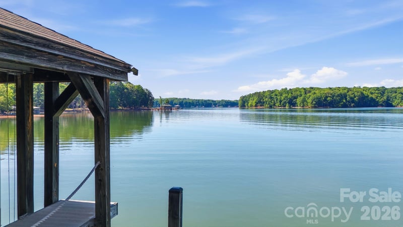 161 Eagle Chase Ln, Troutman, NC 28166