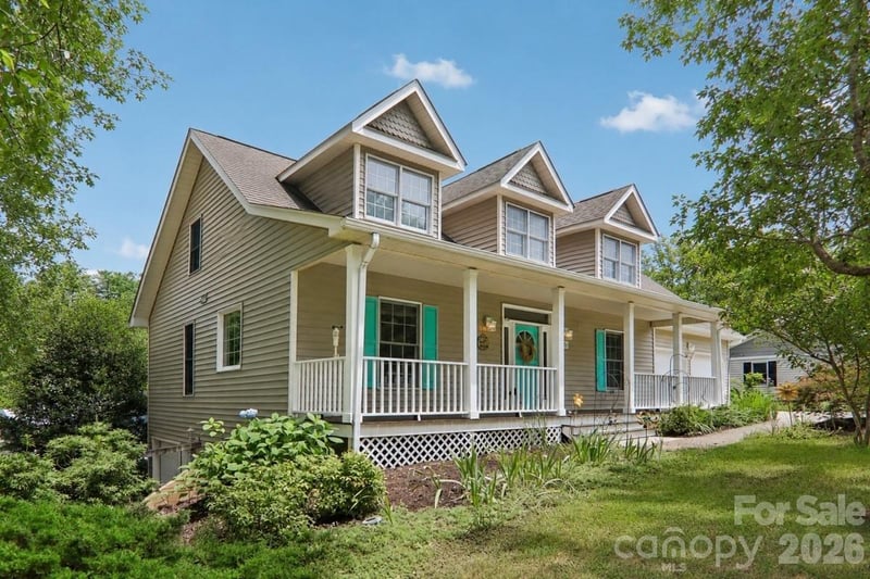 104 Meadow Lake Rd, Asheville, NC 28803
