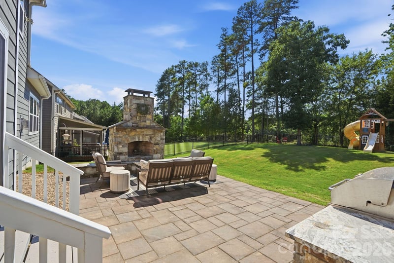10420 Daufuskie Dr, Charlotte, NC 28278