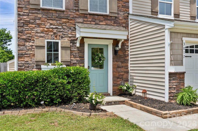 3017 Rhododendron Pl, Clover, SC 29710