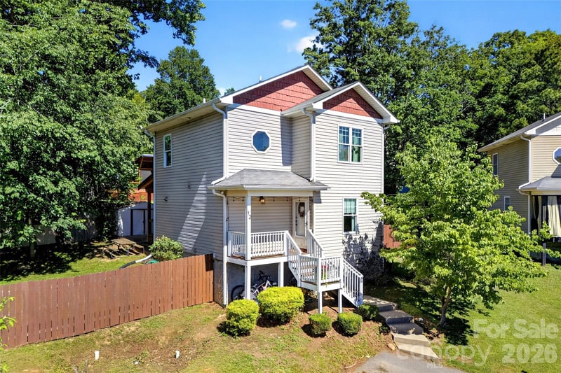 12 Jubilee Cir, Black Mountain, NC 28711
