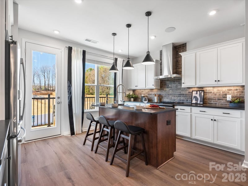 5513 Swaling St, Charlotte, NC 28217