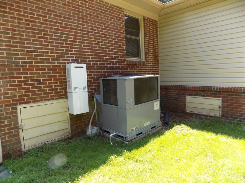 704 Craig St, Cherryville, NC 28021