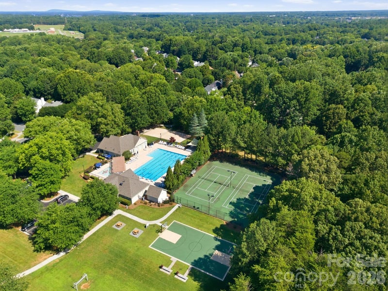 9004 Scottsboro Dr, Huntersville, NC 28078