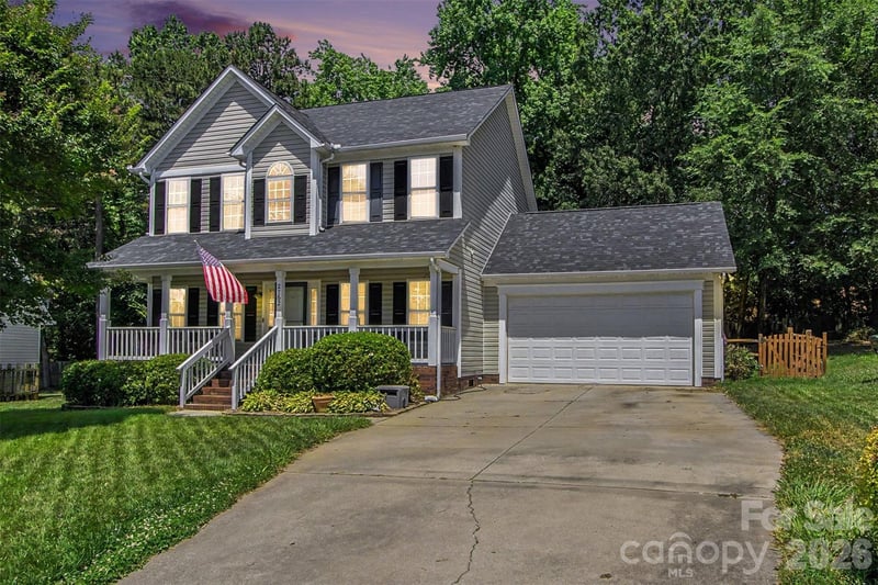 2762 Island Point Dr, Concord, NC 28027