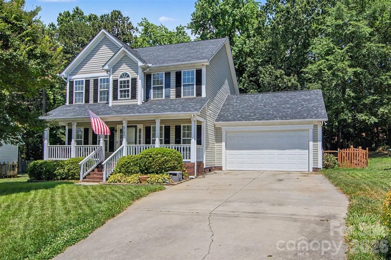 2762 Island Point Dr, Concord, NC 28027