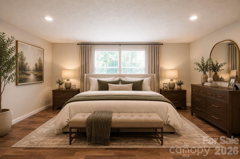 17 Hickory Acres Rd, Hendersonville, NC 28792