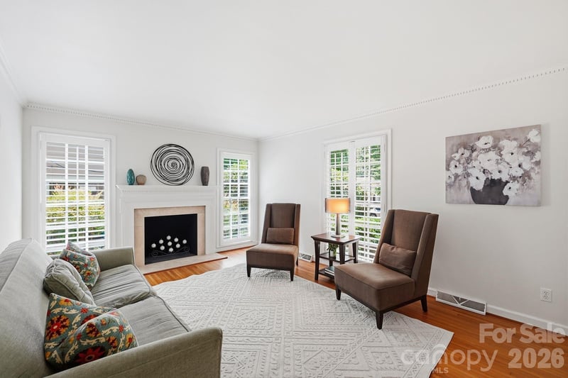 3635 Severn Ave, Charlotte, NC 28210