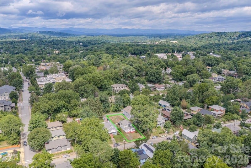 49 Madison Ave, Asheville, NC 28801