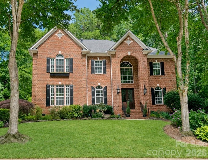 3529 Mountain Cove Dr, Charlotte, NC 28216
