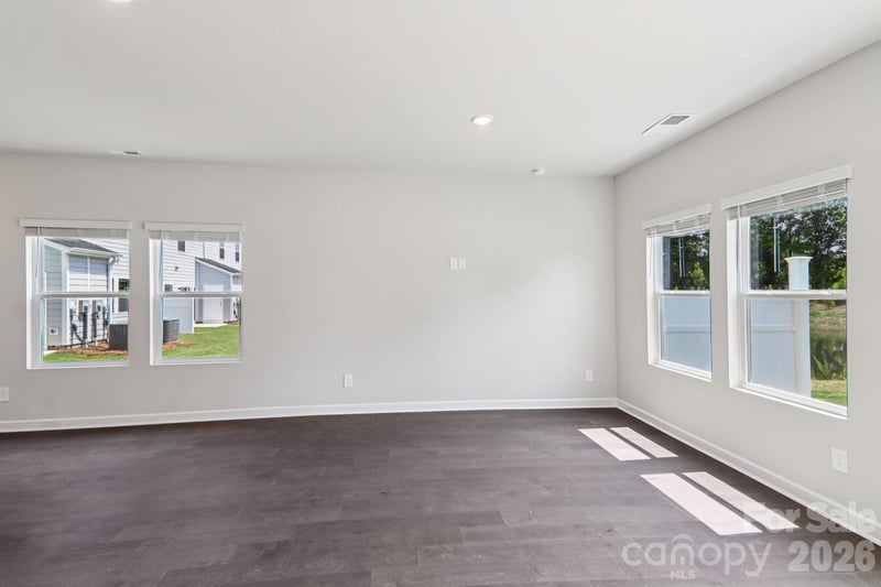 9048 Foggy Brook Loop, Charlotte, NC 28216