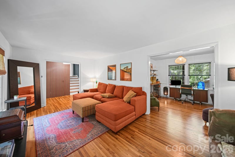 2815 Burnt Mill Rd, Charlotte, NC 28210