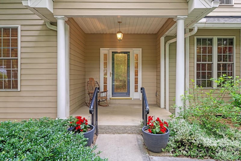 36 Poplar Creek Dr, Asheville, NC 28805