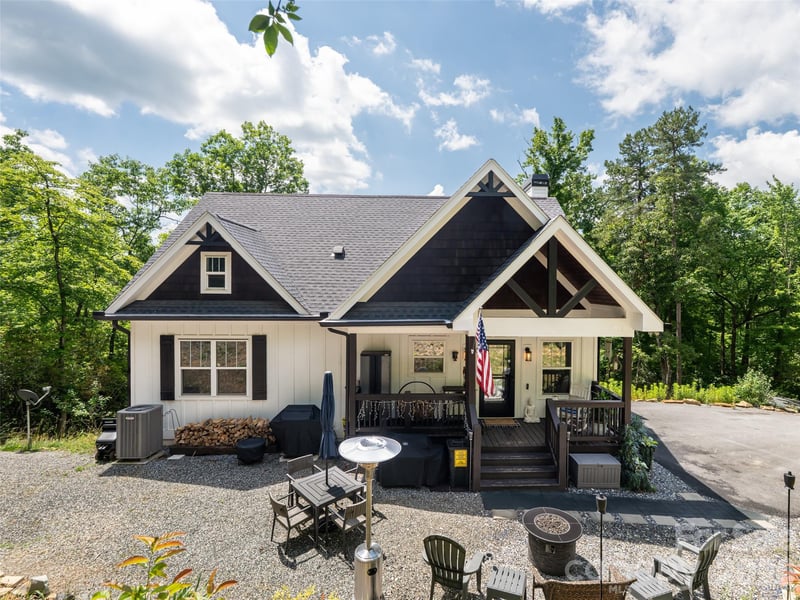 78 Boyd View Ln, Mills River, NC 28759