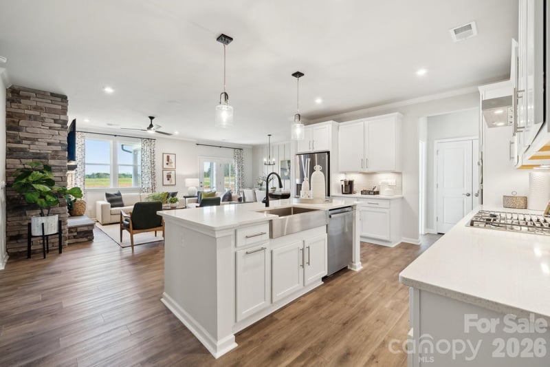 1152 Grebe Rd, Sherrills Ford, NC 28673