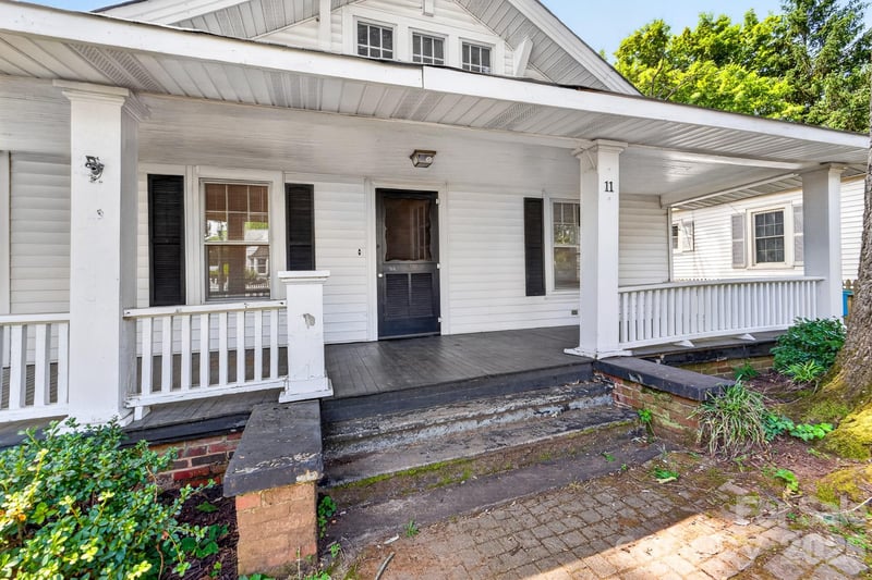11 Cedar St, Belmont, NC 28012