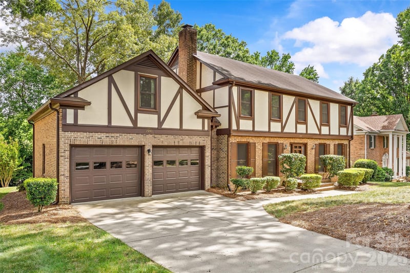 7201 Hopeton Rd, Charlotte, NC 28210