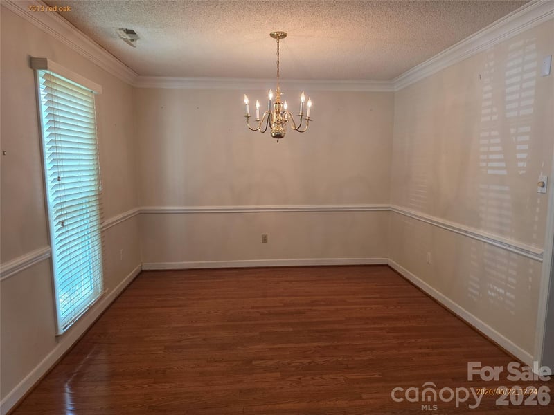 7513 Red Oak Ln, Charlotte, NC 28226
