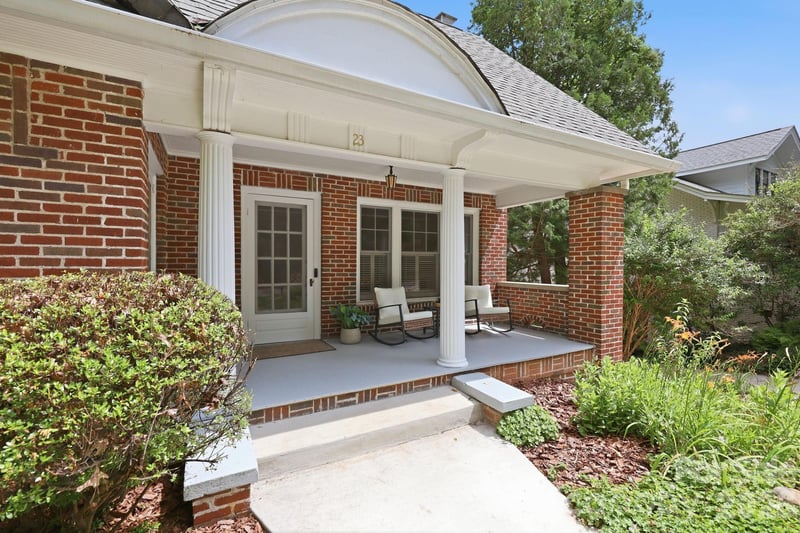 23 Warwick Pl, Asheville, NC 28804