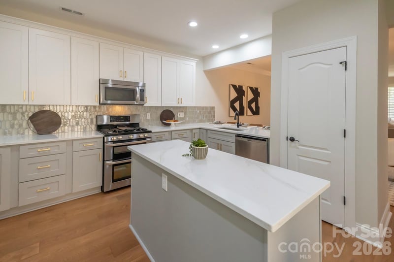 9323 Bonnie Briar Cir, Charlotte, NC 28277