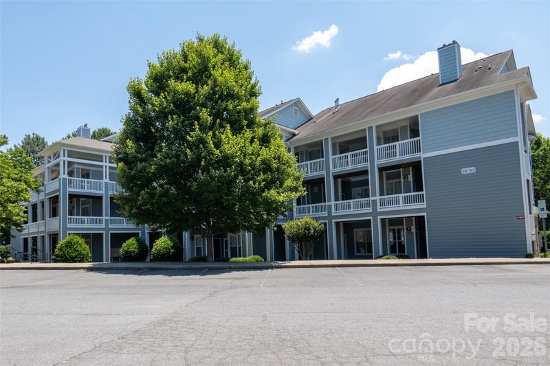18730 Nautical Dr #303, Cornelius, NC 28031