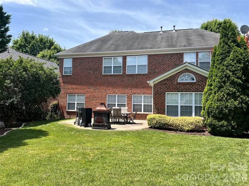 2305 Barrington Ridge Dr, Waxhaw, NC 28173