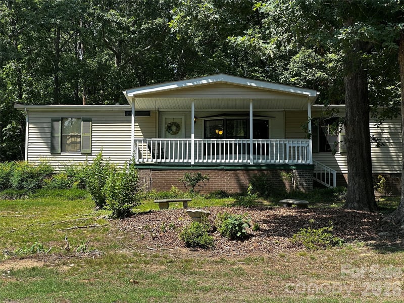 9056 Sorrow Farm Rd, Kannapolis, NC 28081