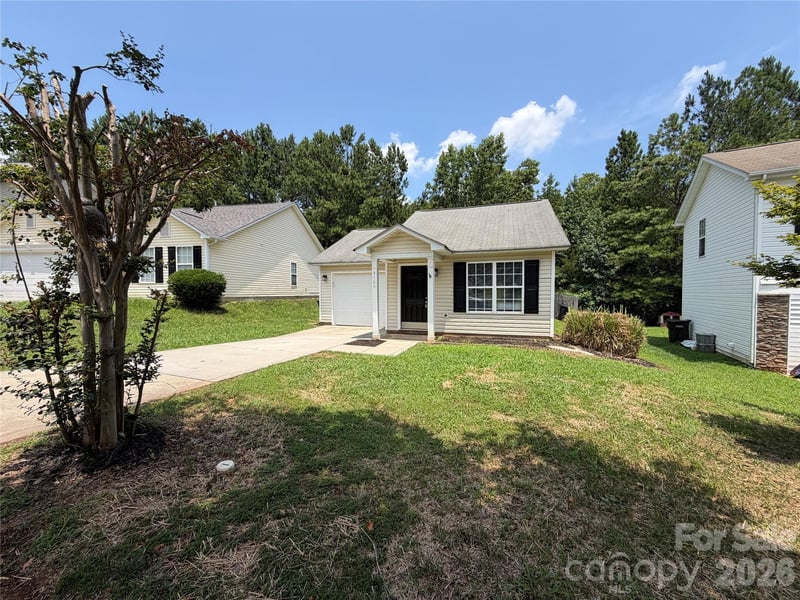 4160 Broadstairs Dr, Concord, NC 28025