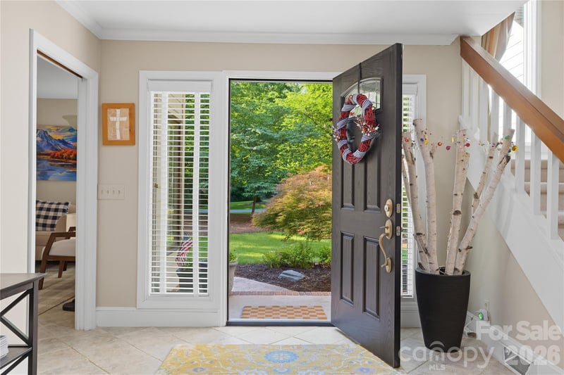 2402 Beaucatcher Ln, Charlotte, NC 28270