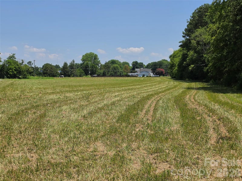 8305 Rocky River Rd, Harrisburg, NC 28075