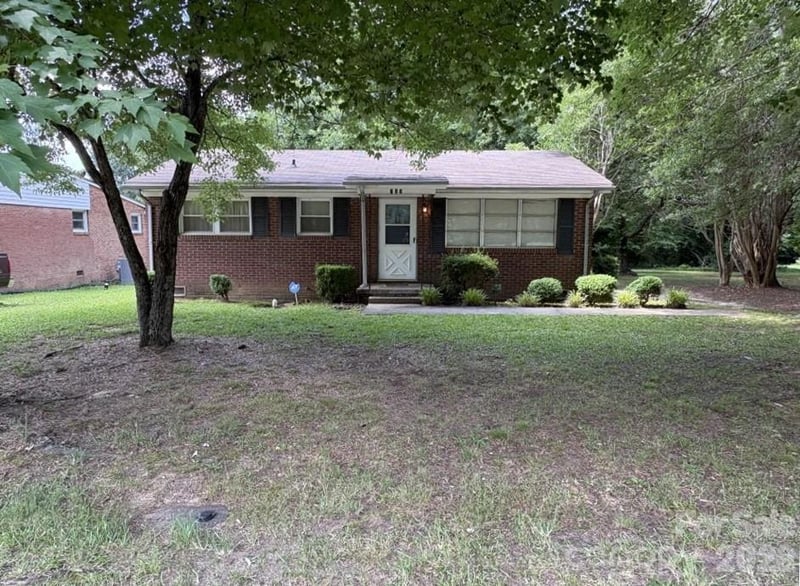 723 Kings Mountain St, Clover, SC 29710