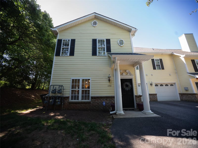 1392 21st Ave, Hickory, NC 28601