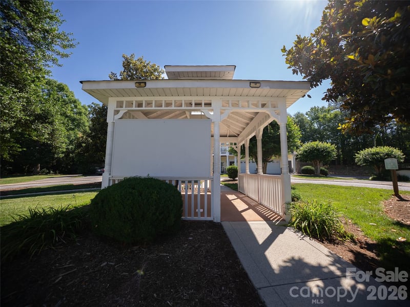 1392 21st Ave, Hickory, NC 28601