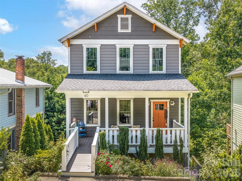 60 Mardell Cir, Asheville, NC 28806