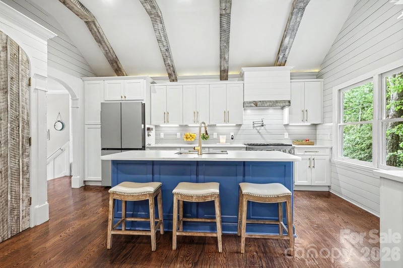 3524 Mill Pond Rd, Charlotte, NC 28226