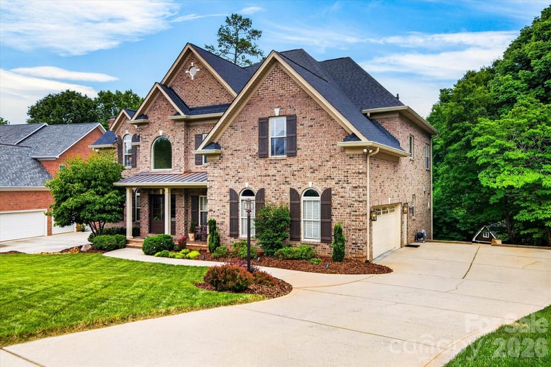 2929 Providence Trail Ln, Charlotte, NC 28270
