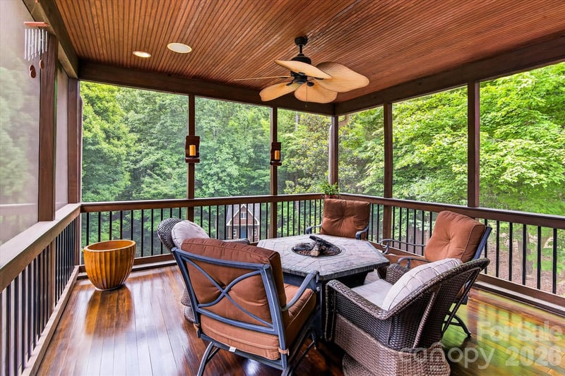 2929 Providence Trail Ln, Charlotte, NC 28270