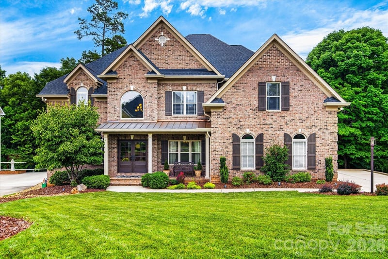 2929 Providence Trail Ln, Charlotte, NC 28270